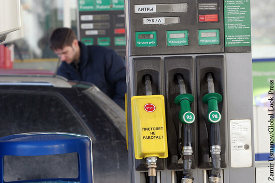 Госдума повысила ставки акцизов на бензин