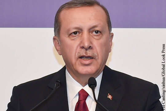 Эрдоган: Надеюсь, Давутоглу вернется из Брюсселя с деньгами