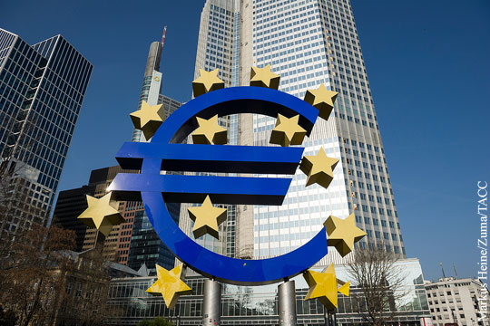 Курс евро ожидает длительное падение