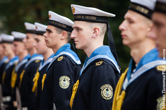 На флоте Украины выявили массовое дезертирство и поездки офицеров в Крым