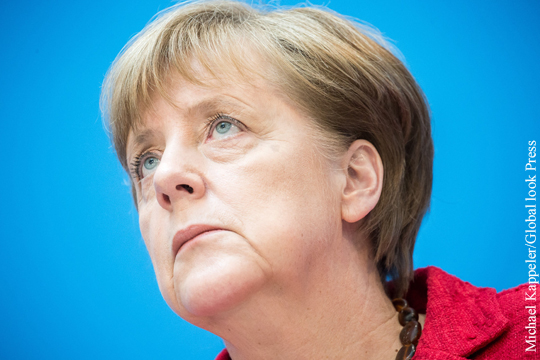 Меркель обеспокоилась антисемитизмом среди беженцев