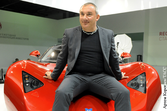 Суд обязал телеведущего Фоменко вернуть долг за суперкар Marussia