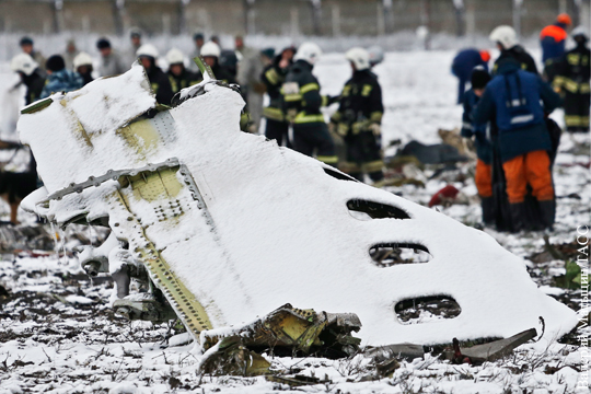 Фрагменты разбившегося в Ростове-на-Дону Boeing сложили в ангаре