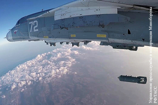 Самолеты ВКС России и ВВС Сирии нанесли удары по бегущим из Пальмиры исламистам