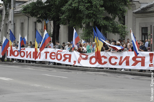 Политические волнения подталкивают Молдавию к России