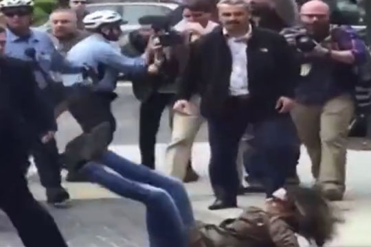 Телохранители Эрдогана подрались с демонстрантами в Вашингтоне
