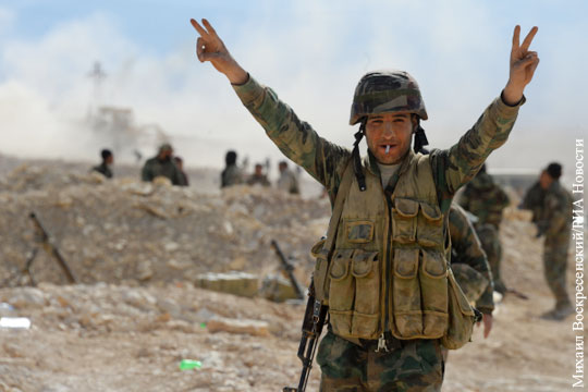 Сирийская армия полностью освободила от ИГ город Эль-Карьятейн