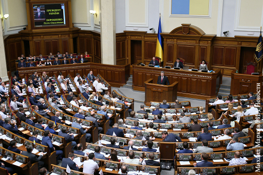 Блок Петра Порошенко предложил объявить на Украине дефолт по займам