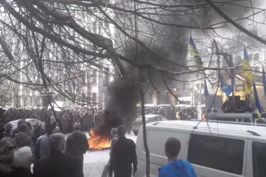 Протестующие у администрации президента Украины объявили бессрочную акцию