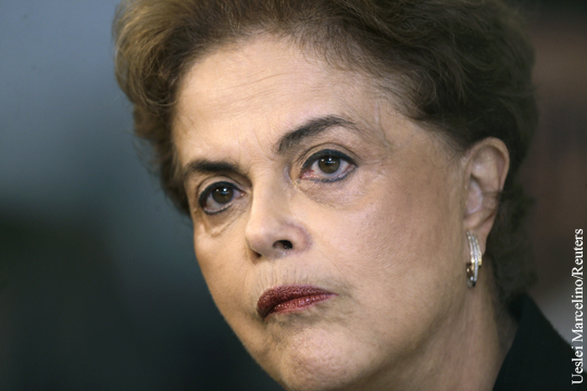 Верховный суд Бразилии одобрил голосование по импичменту Роуссефф