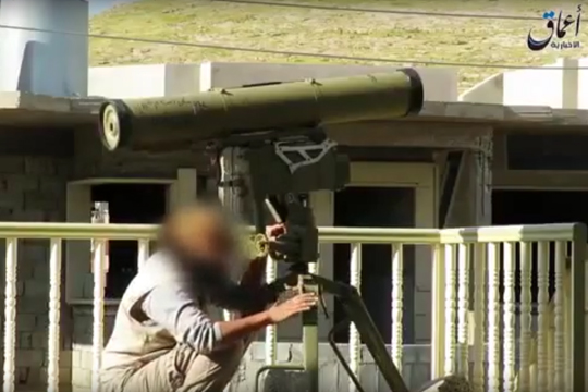 Боевики ИГ подбили из ПТРК «Корнет» турецкий танк (видео)
