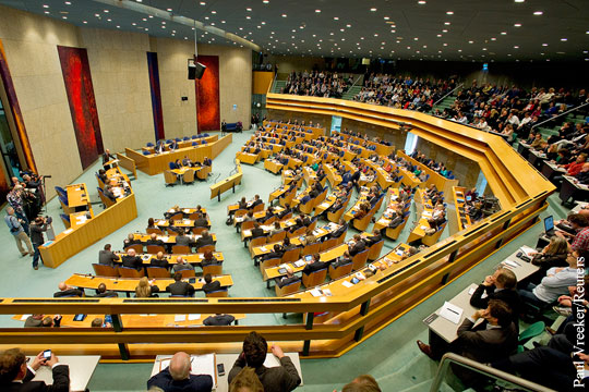 Парламент Нидерландов отказался отменить ратификацию соглашения об ассоциации с Украиной