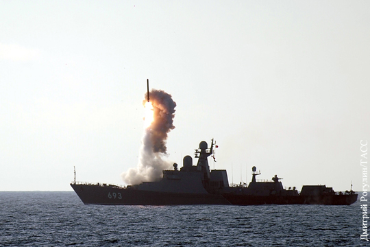 Корабли ВМФ начали учения на Каспии со стрельбами «Калибром»