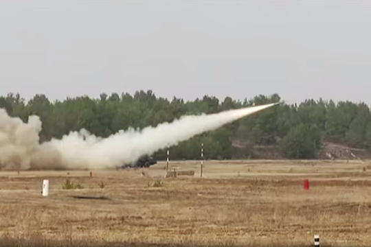 Порошенко подтвердил испытание нового реактивного снаряда «Ольха»