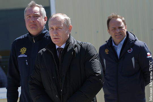 Путин объявил выговор Рогозину и Комарову