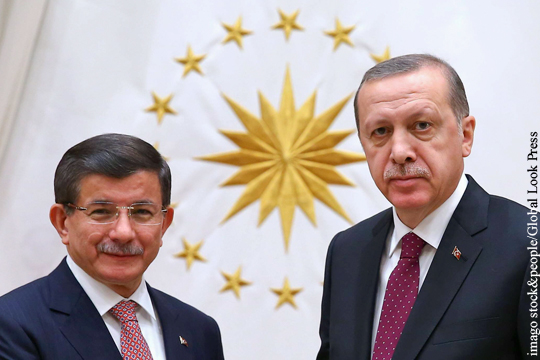 Конфликт Эрдогана и Давутоглу оставит Турцию без премьера