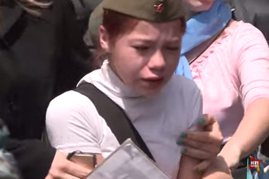 Обнародовано видео с девочкой, пострадавшей в Киеве из-за георгиевской ленточки