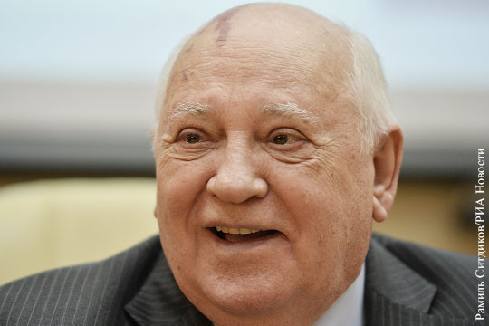 Горбачев поддержал решение о воссоединении Крыма с Россией