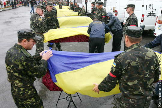 В небоевых ситуациях погибло более тысячи украинских военных