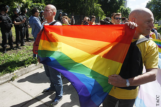 МВД Украины сообщило об отказах полицейских защищать ЛГБТ-марш в Киеве