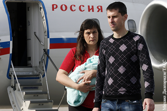Одесские журналисты Глищинская и Диденко доставлены в Москву
