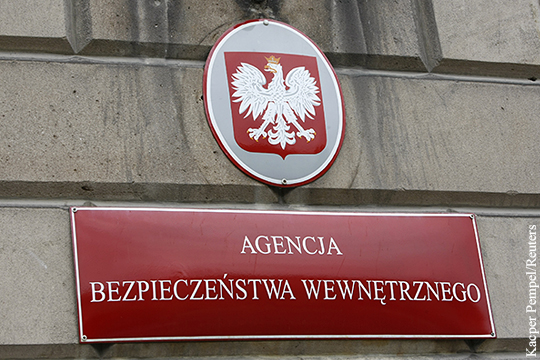 Польские спецслужбы обыскали квартиры оппозиционеров