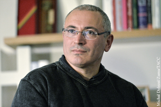 Американцы попросили проверить Обаму на связь с Ходорковским