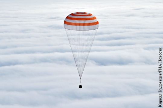 ЦУП: Спускающийся на Землю экипаж МКС испытал максимальную перегрузку