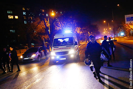 СМИ сообщили о погибшем в результате взрывов в Стамбуле
