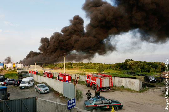 Пожар на военном полигоне в Черниговской области спровоцировал взрывы боеприпасов