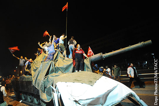Турецкие военные подтвердили, что знали о попытке переворота заранее
