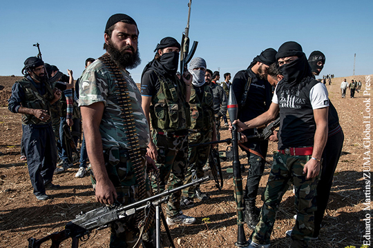 Бойцы сирийской оппозиции захватили оперативный штаб ИГ в Манбидже