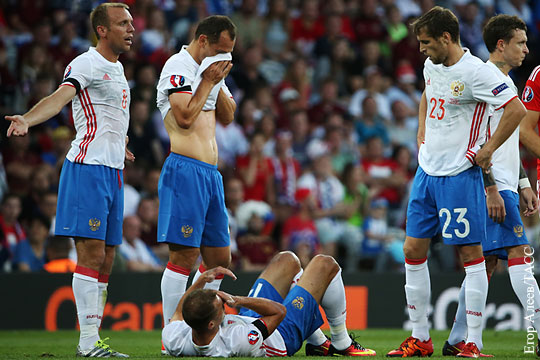 ВЦИОМ узнал у россиян причины провала футбольной сборной