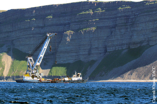 Со дна Баренцева моря подняли 100-тонный грузовой паровоз времен ВОВ