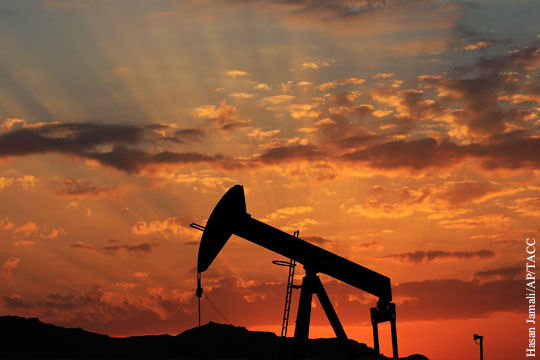 Нефть Brent упала ниже 43 долларов