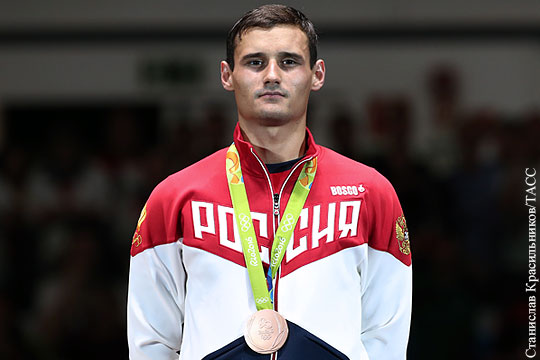 Российский рапирист Сафин принес России бронзу Олимпиады