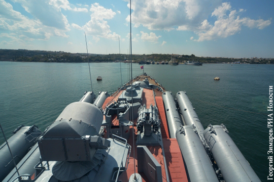 Черноморский флот начал учения по защите базы от подводных диверсантов