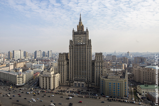 МИД: Киев и Тбилиси помогают друг другу войти в образ «жертв российской агрессии»