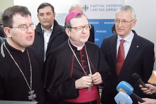 Папский нунций: Вспоминать об Украине по политическим причинам теперь не модно
