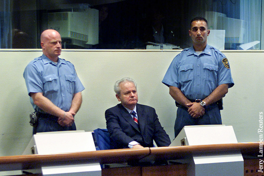 Попытки оправдать Милошевича задним числом обречены на провал