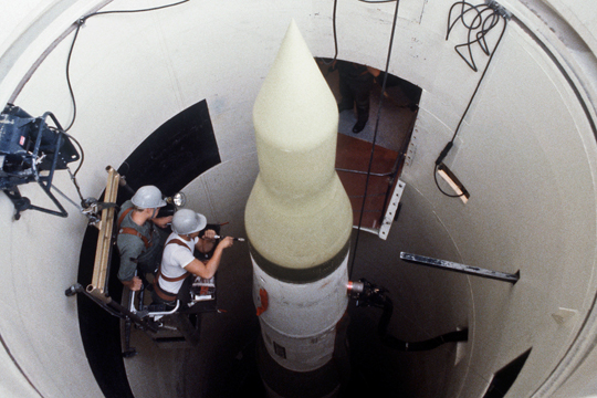 США пришлось приостановить разработку новой межконтинентальной ракеты