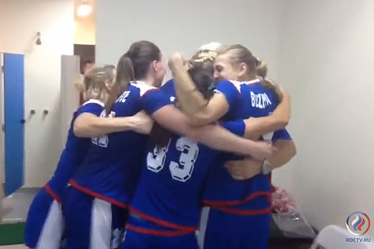 Опубликовано видео из раздевалки российских гандболисток сразу после победы в Рио