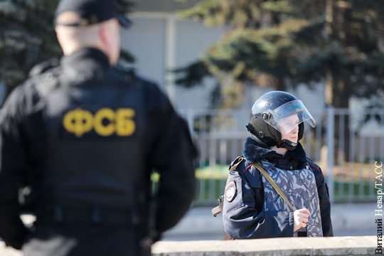 ВЦИОМ: Россияне уверены в способности властей защитить Крым от диверсий