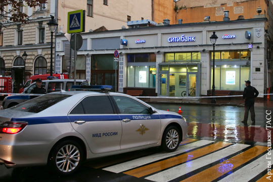 Захватчик банка в центре Москвы объяснил свой поступок