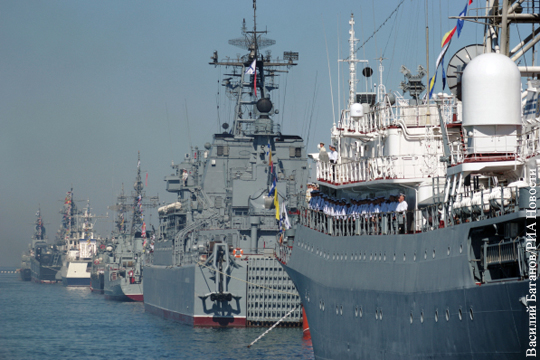ВМФ России вывел в рамках проверки более 25 кораблей в Черное и Каспийское моря