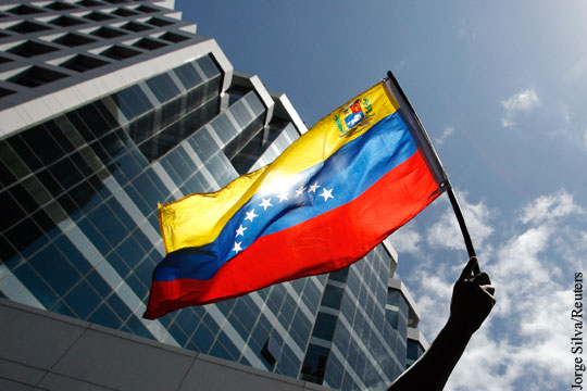 Венесуэла ответила на импичмент Руссефф заморозкой отношений с Бразилией