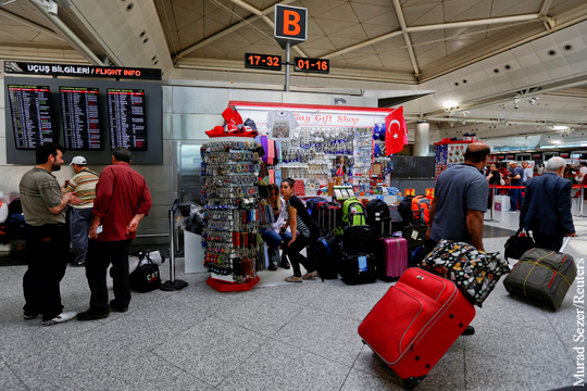 В стамбульском аэропорту имени Ататюрка задержали смертника