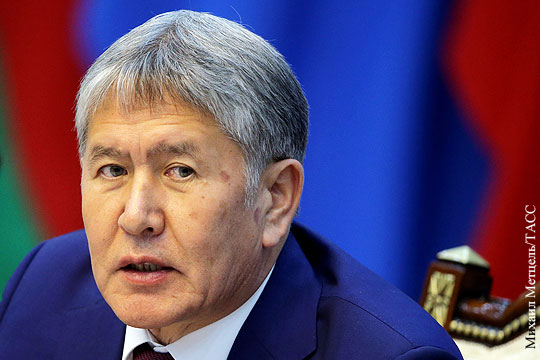 СМИ: Президент Киргизии госпитализирован в Турции