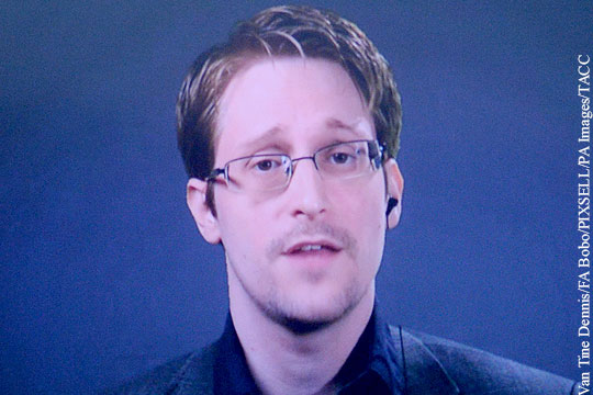 Сноудена насмешили угрозы Байдена в адрес России