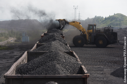 Украине предрекли дефицит угля зимой из-за нехватки грузовых вагонов